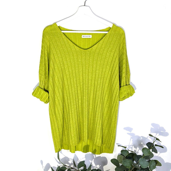 Light and cosy fine knit V-neck viscose mix top with a glitter sheen (M)