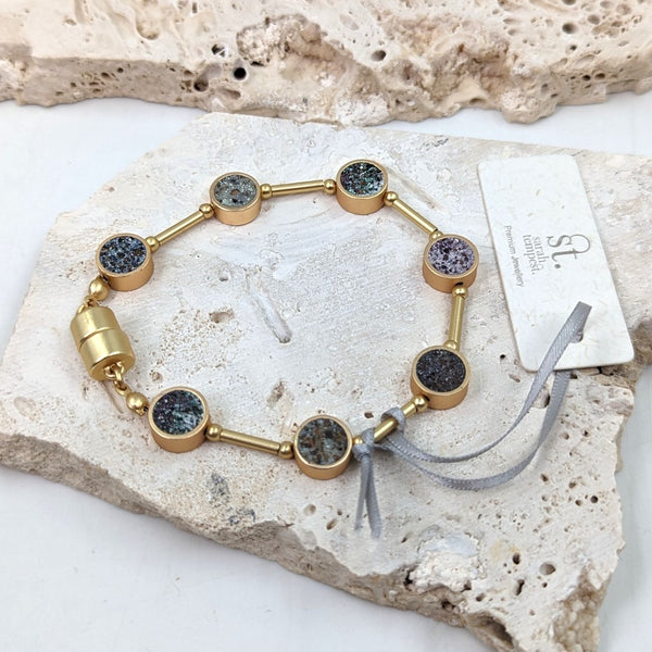 Special resin inlay disc bracelet with magnetic clasp