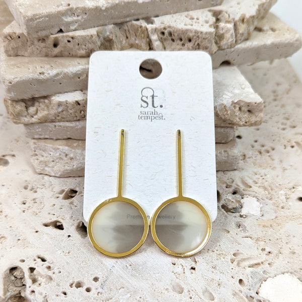 Contemporary bar and opaque resin filled circle earrings