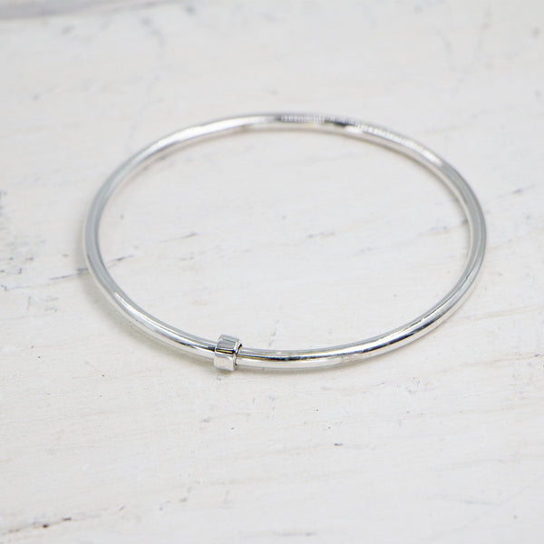 925 Silver bangle with little silver spinner - Size W7