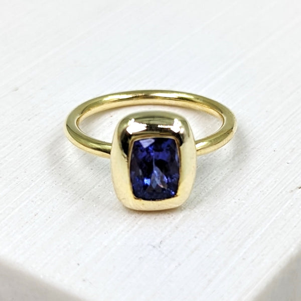Faceted emerald cut tanzanite gold plated 925 silver ring