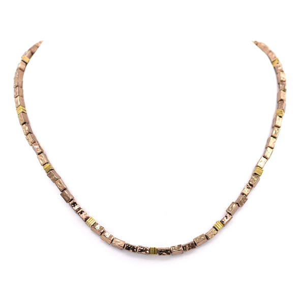 Segmented necklace with hammered effect bars