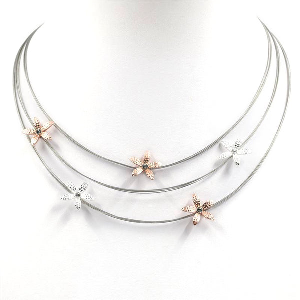 Detailed flowers w/centre crystal on delicate wire necklace
