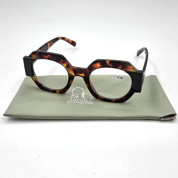 Thick frame angular glasses with 2 tone side panel