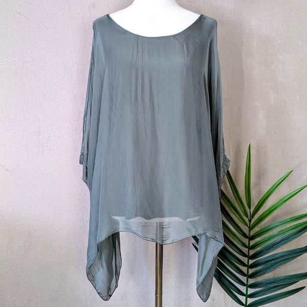 Plain silk tunic with comfortable attached undergarment (M-L)