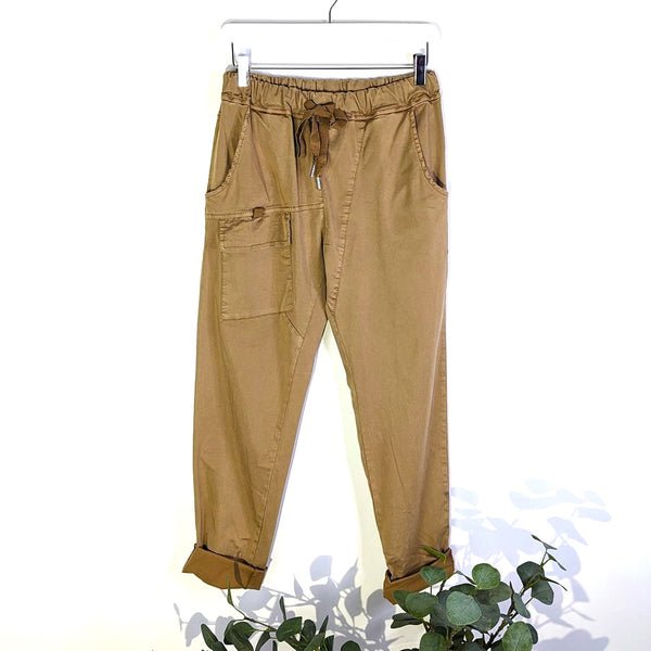 Rayon mix trousers with pockets and patch pocket detail and stitching on one side