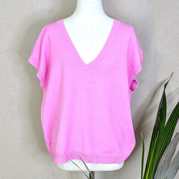 Viscose mix knitted tank top with V-neck