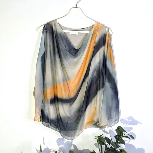 Silk blend open arm top with slight draped neck and shaded digital print (S-M)