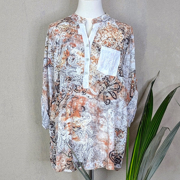 Shaded paisley print viscose shirt with subtle sequin pocket (M)