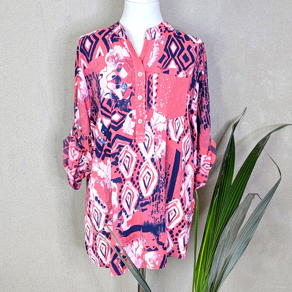 Random print viscose shirt with subtle sequin pocket (M)