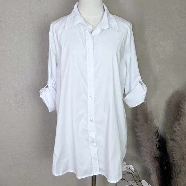 Basic layering slight high low shirt with button up arms