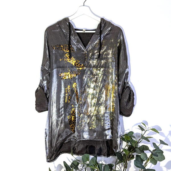 Hooded top with animal and golden hot print in a shiny fabric (M)