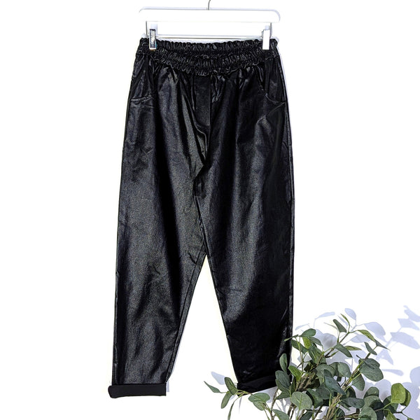 Metallic look trousers with elasticated waist pockets (S-M)