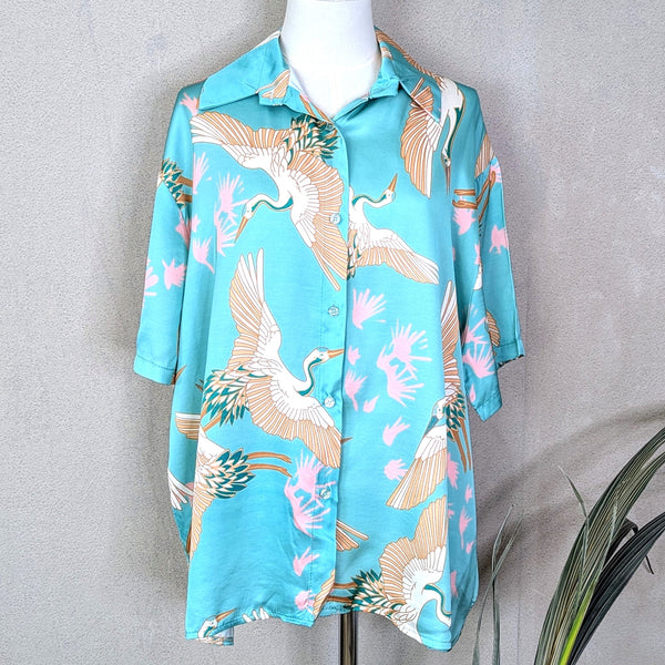 Rayon viscose mix button down stain feel top with crane print (M)