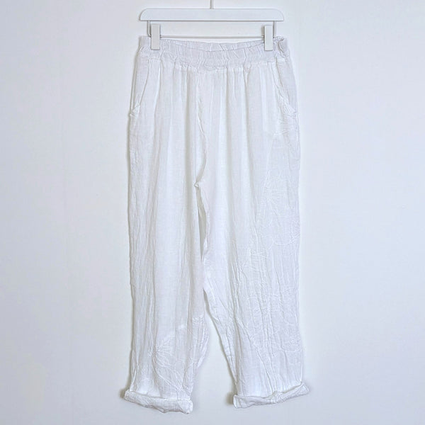 Subtle flower embroidery linen trousers with front pockets (M-XL)
