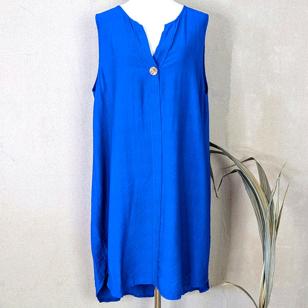 Classic sleeveless straight hi-lo shirt dress with coco button element (M-L)