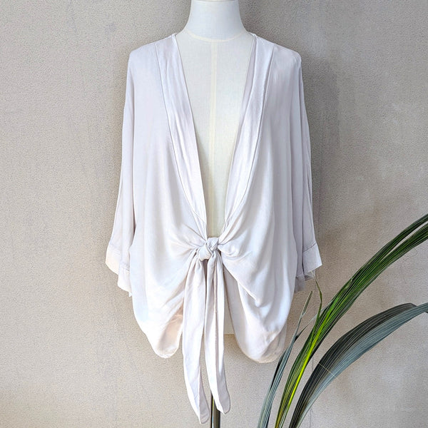 Viscose kimono with tie front and satin edge detail