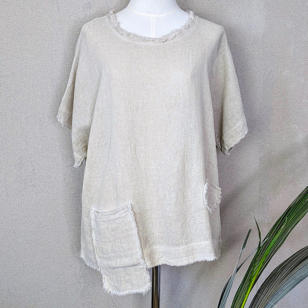 Cotton linen mix vintage wash top with raw edge detail pocket and motif (M)