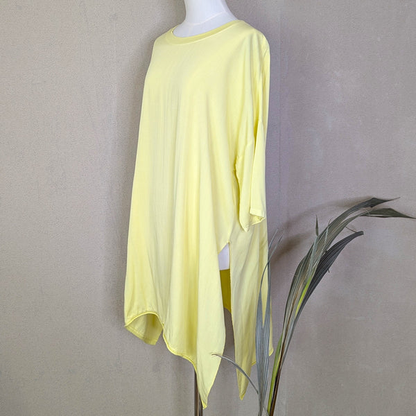 Tapered rayon free size top with side slits (L)