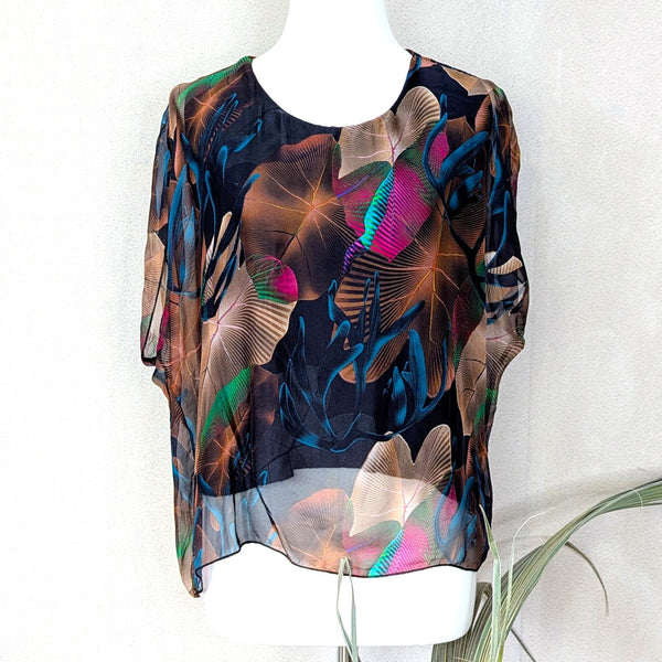 Coral garden digital print silk blend boxy top with a slight sleeve