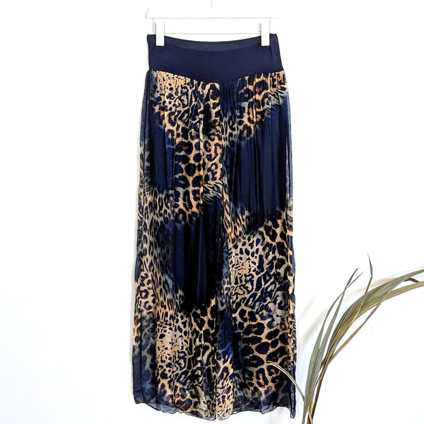 Silk blend straight leg animal print trousers with jersey waist band and comfy under layer (M-L)