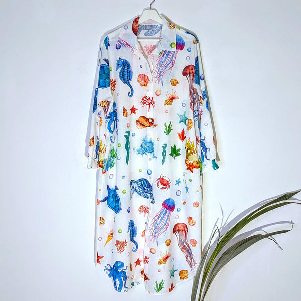 Cotton mix roomy shirt dress with stylish sea life print
