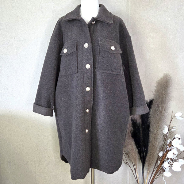Coat felt fabric button down shacket with heritage buttons and patch pocket (M-XL)
