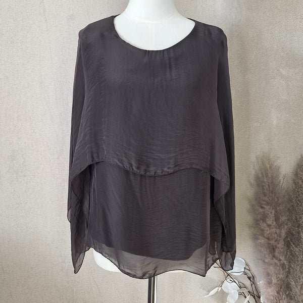 Silk blend boxy layered top with open sleeve detail (M)
