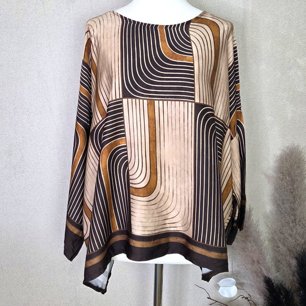 Retro lines digital print free size dressy top (M-L)