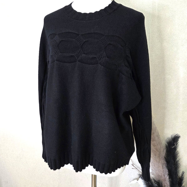 Batwing jumper with large central cable knit detail (S-M)