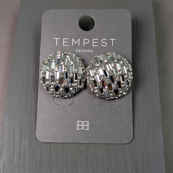 Baguette crystal dome-like earrings