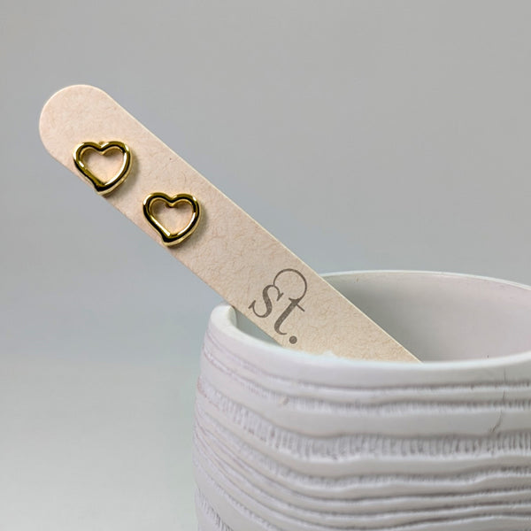 Luxe plain open heart earrings