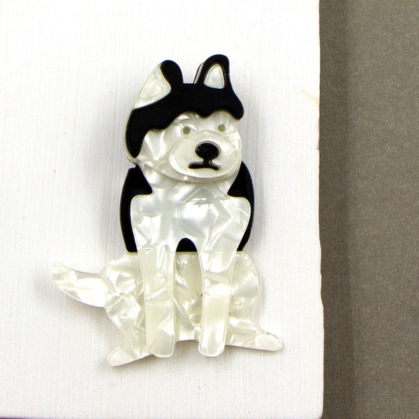 Husky dog resin brooch