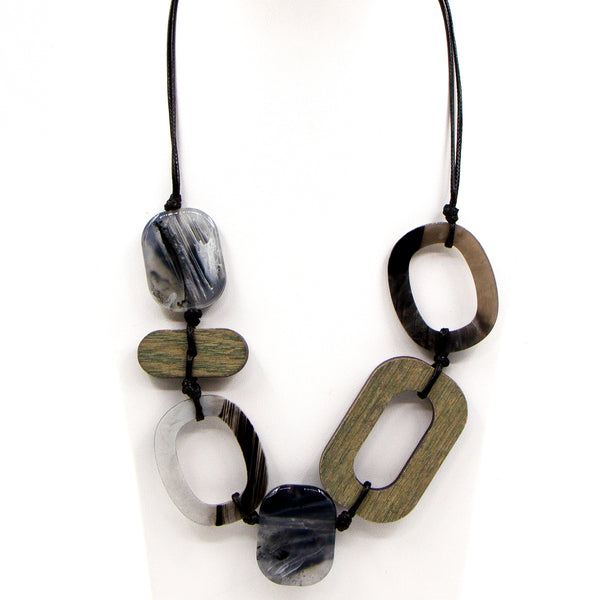 Adjustable resin and wood component short necklace