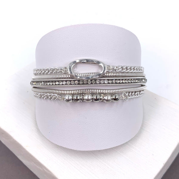 Oval element multichain magnetic bracelet