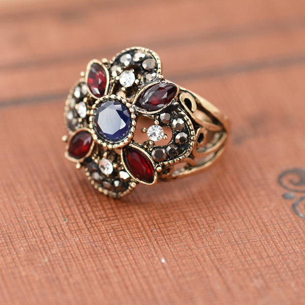 Square set victoriana style ring