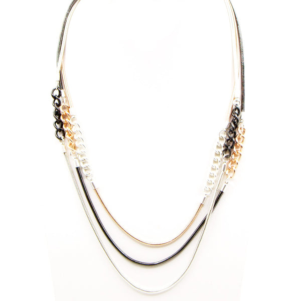 Triple strand triple tone necklace with chain elements