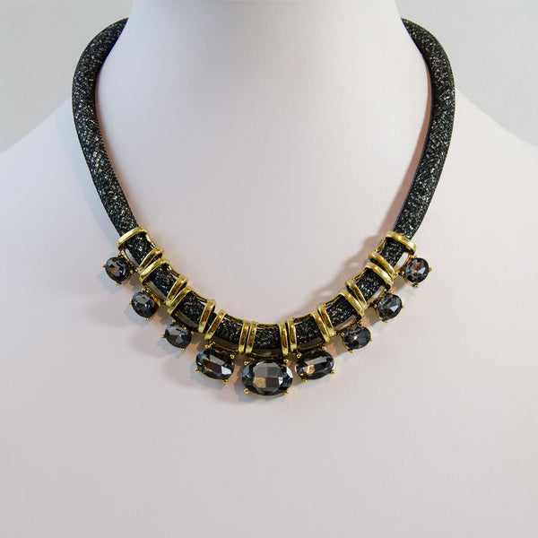 Oval stone on PU collar necklace