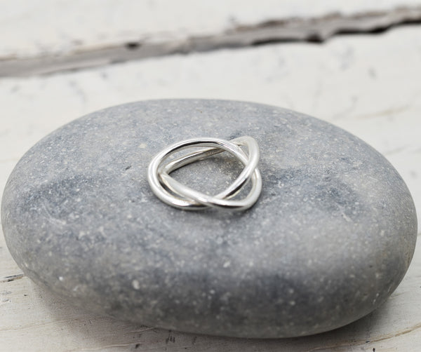 925 Silver interlinked ring - Size 6