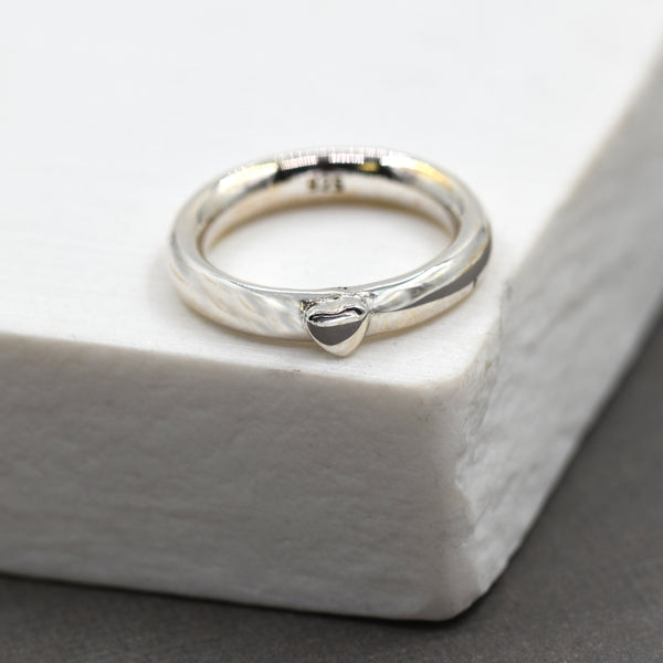 925 Silver ring with silver heart - Size 10