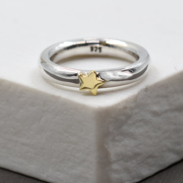 Sterling Silver ring with brass star - Size 8
