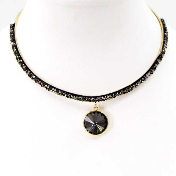 Rigid collar necklace with crystal encrusted and circle drop front feature
