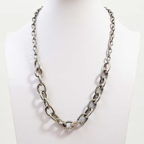 Chain link necklace with diamante