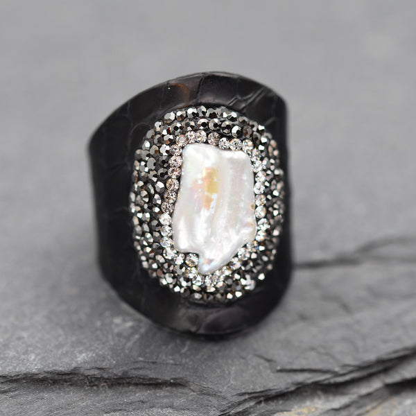 Hemetite encrusted ring with large pearl