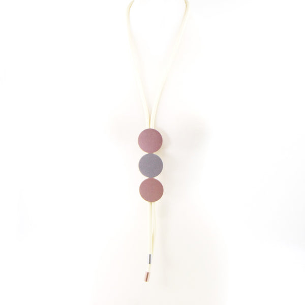 Y-shape neoprene necklace with triple disc