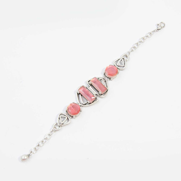 Silver and resin bead feature bracelet with clasp