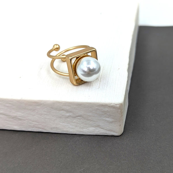 Pearl statement square shape ring