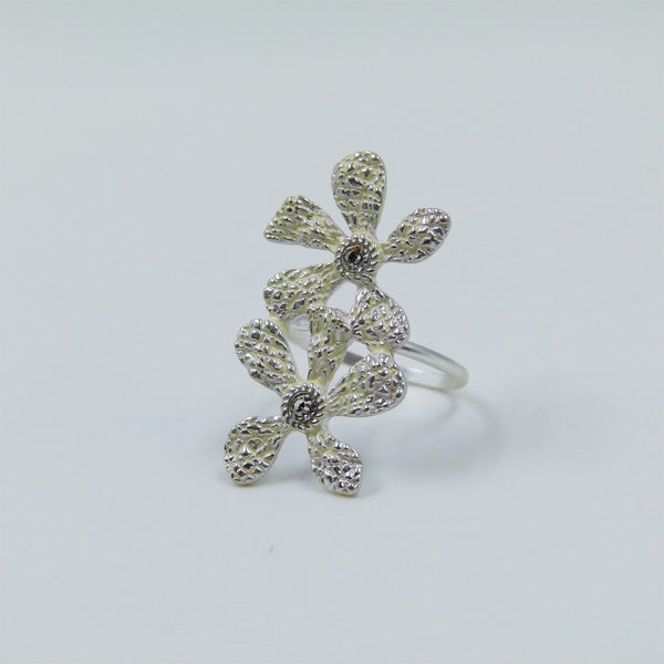 Double flower ring