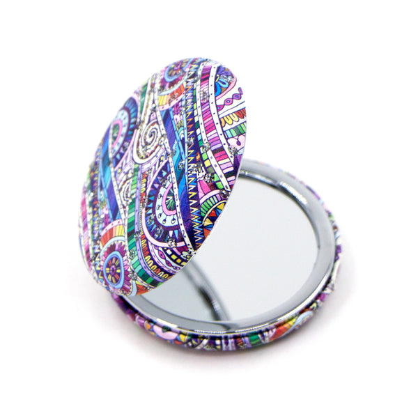 Multicoloured random wave design crystal inlay round compact mirror