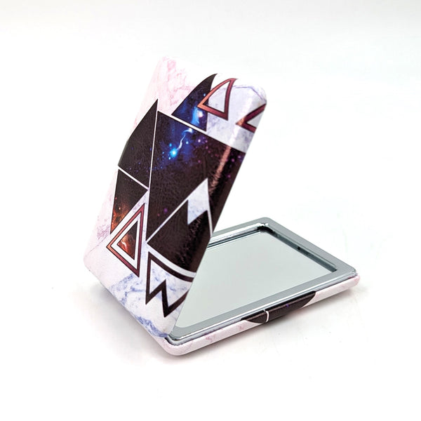 Cosmetic open and solid triangle design print rectangular compact mirror